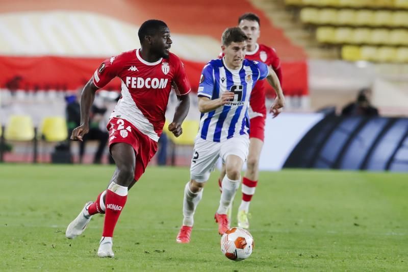 La Real Sociedad renueva al lateral Aihen Muñoz hasta 2024