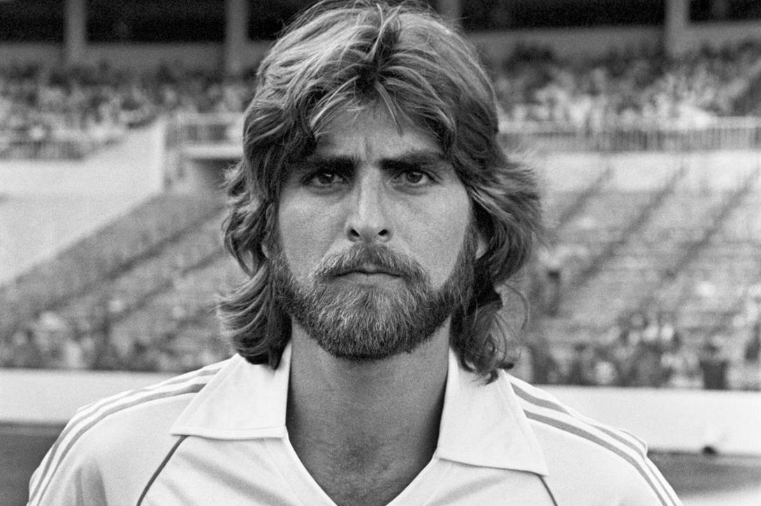 Juan José: "Ahora es impensable irte con el rival a tomar una cerveza"