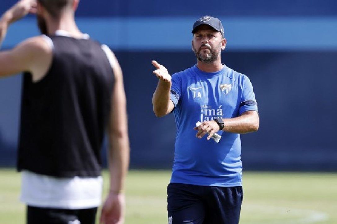 El malaguismo no aguanta más: pide el divorcio