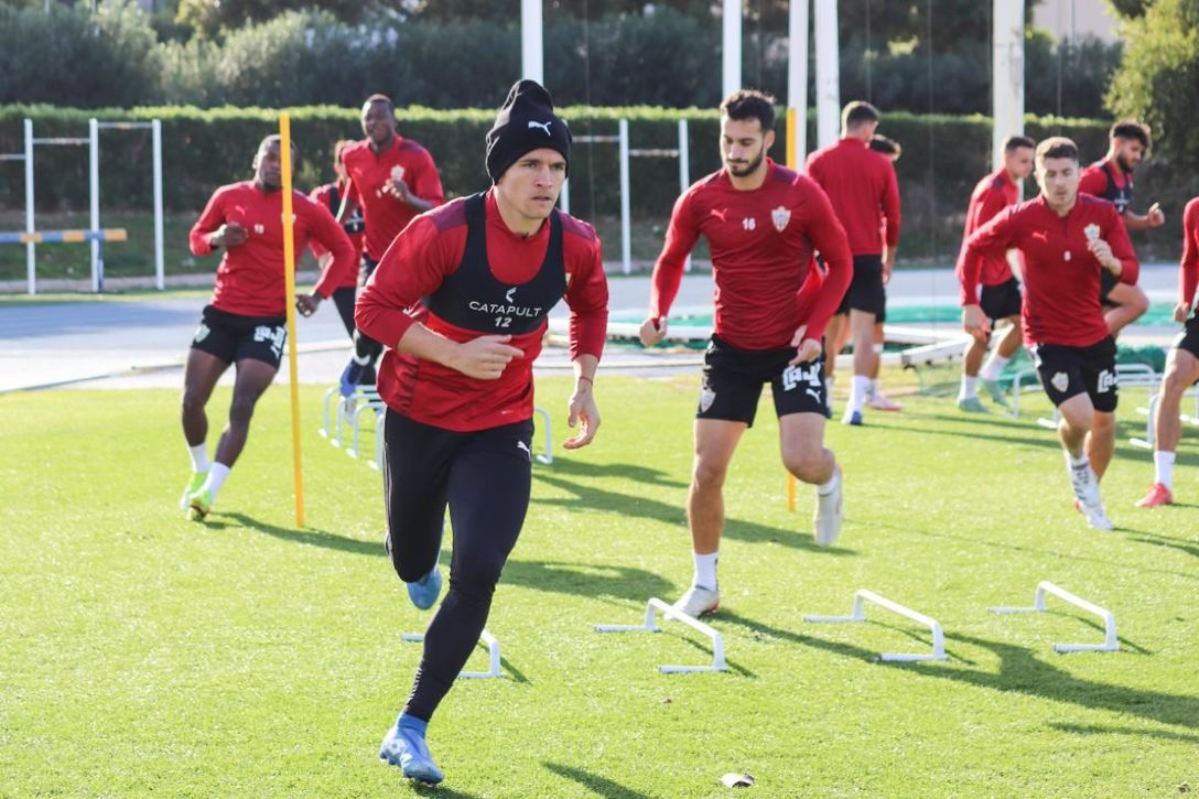 El Lugo-Almería, amenazado de suspensión (previa y alineaciones probables, si se juega)