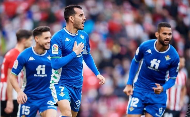 Juanmi revienta el bote de ketchup