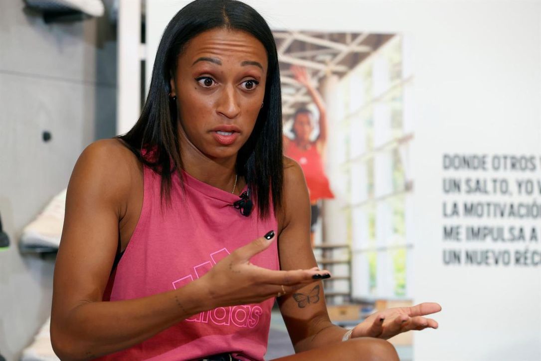 Ana Peleteiro: "La primera barrera que me gustaría romper son los 15 metros"