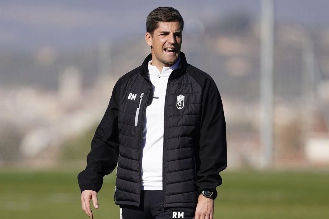 Robert Moreno: el momento anímico del Granada, el Atleti, el final de año...