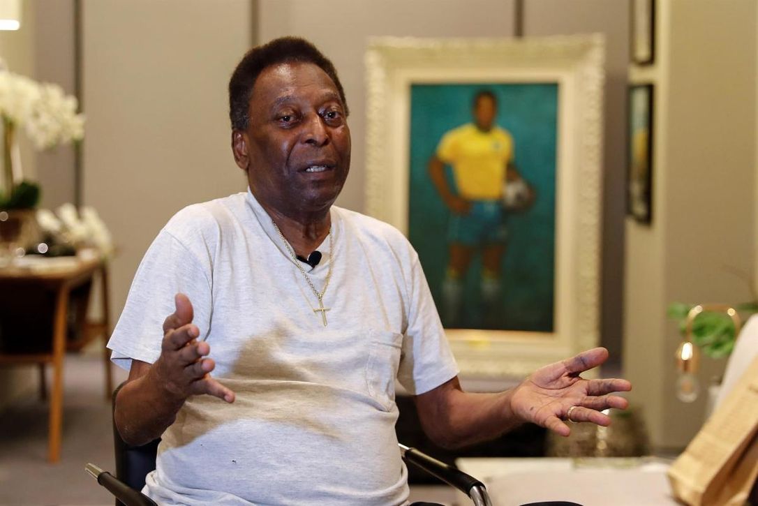 Pelé recibe el alta médica y seguirá su tratamiento del tumor de colon