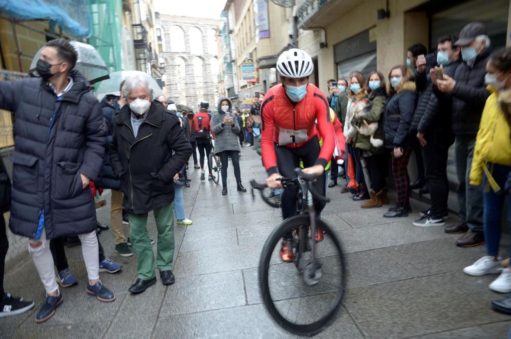 Perico: "El ciclismo español entra en un año de transición con Enric Mas"