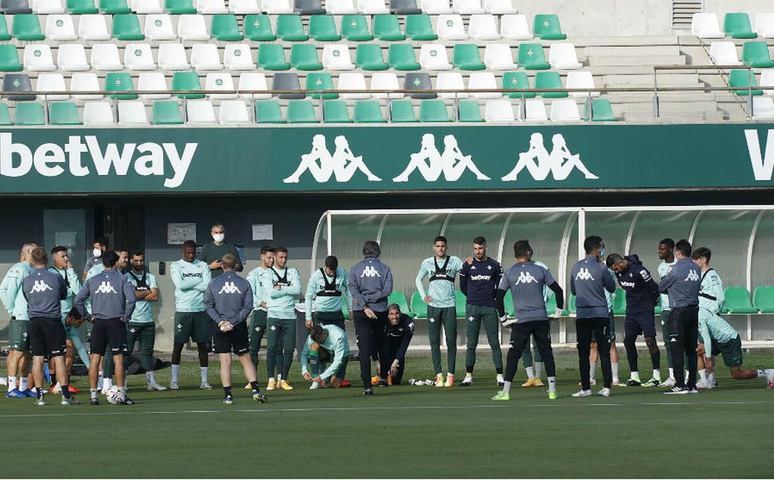 Nueve ausencias destacadas en la vuelta a los entrenamientos del Real Betis