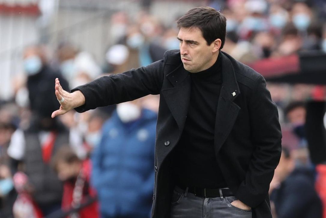 El Rayo anuncia más positivos y pide el aplazamiento del derbi con el Atlético