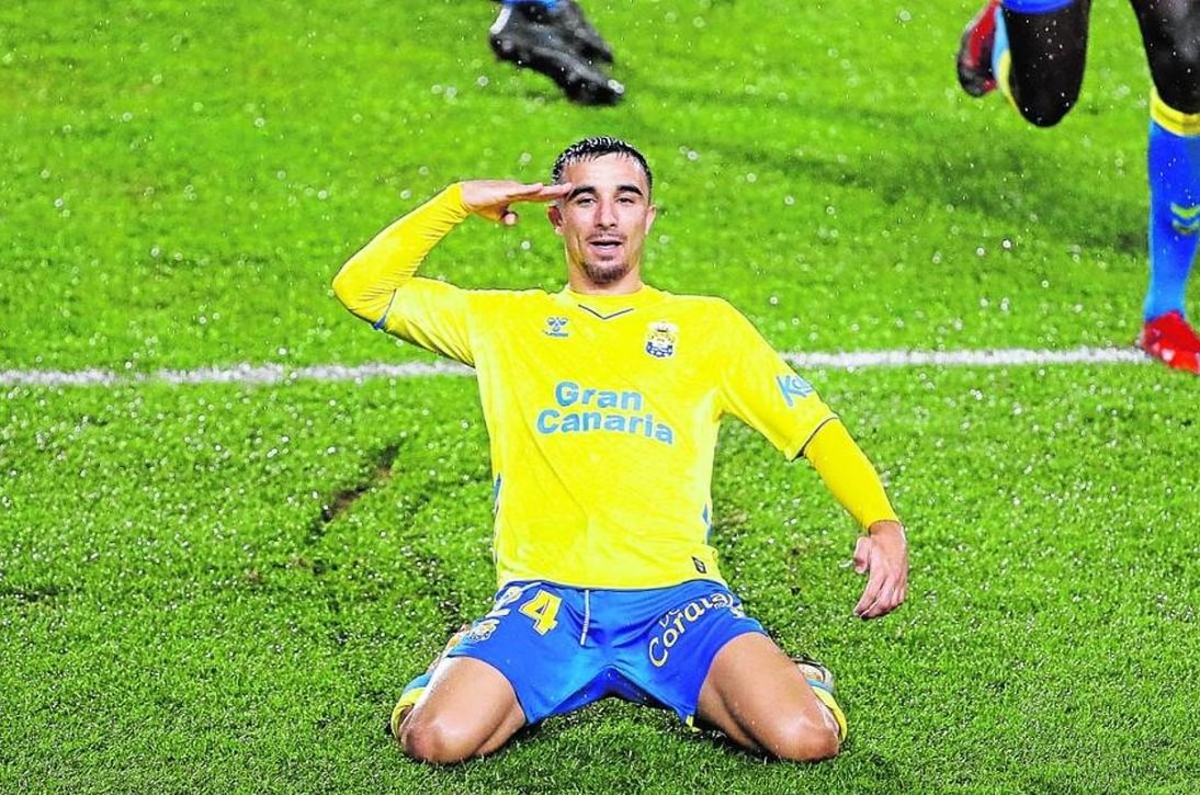 Un delantero... por Navidad