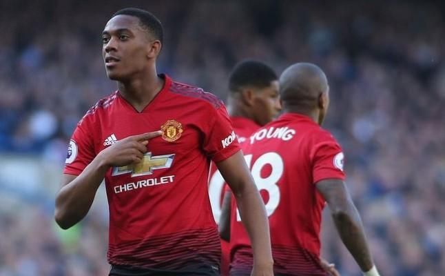 Monchi activa las alternativas a Martial