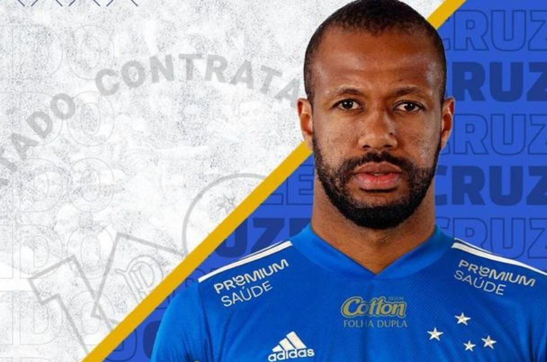 Ronaldo se carga a Sidnei