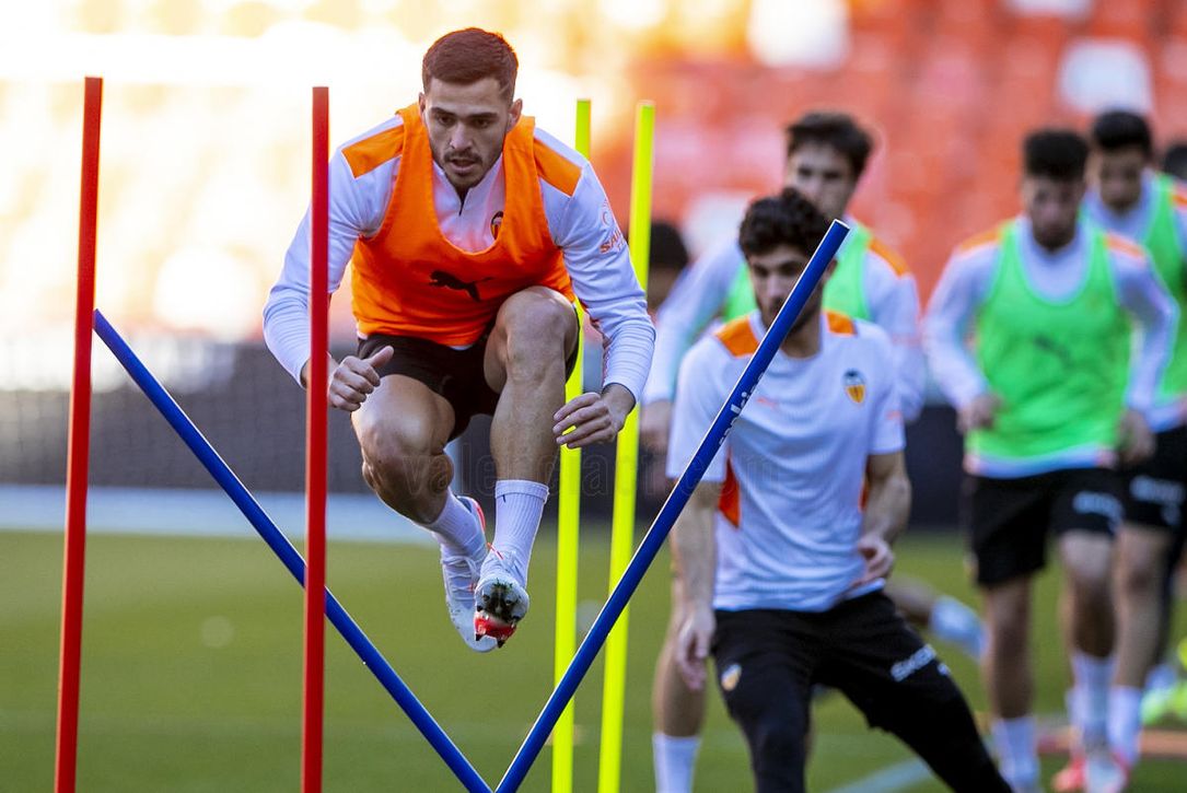 Valencia-Espanyol: Ómicron jalona un cierre preñado de incertidumbre (Previa y posibles onces)