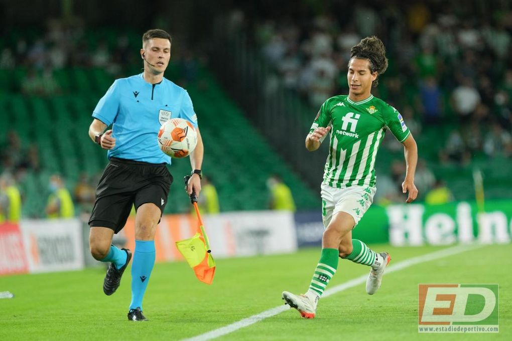 Así está la situación de Diego Lainez en el Real Betis