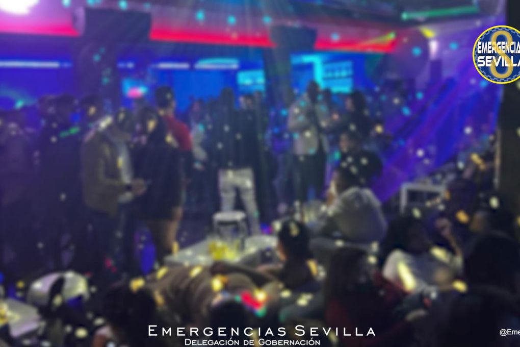 La Policía de Sevilla desaloja 680 personas en dos fiestas de Nochevieja en Pino Montano