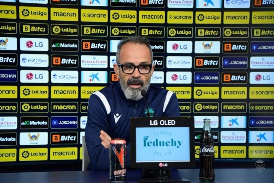 Cervera sobre el Sevilla, las bajas por COVID, su deseo para el nuevo año...