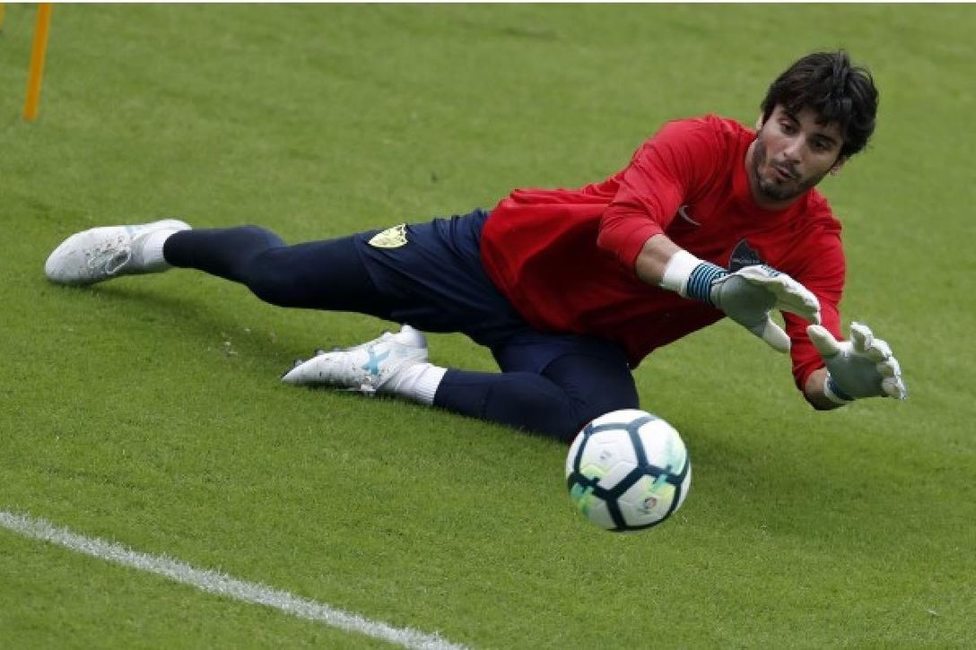 La sanción sin fichar, cerca de revocarse: el Málaga llega a un acuerdo con Gönen