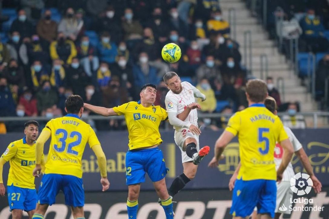 Alarcón reconoce los errores del Cádiz en la segunda mitad ante el Sevilla