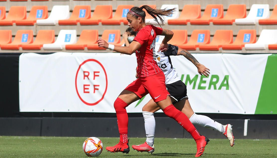 Paula Nicart pasa por el quirófano y es baja en un Sevilla Femenino que recupera a Echeverri