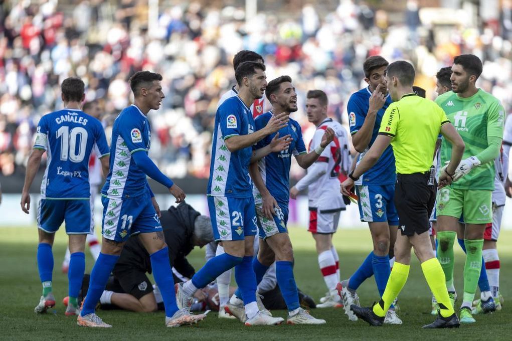 Rayo-Real Betis (1-1): La calidad puede con la cantidad... y los árbitros