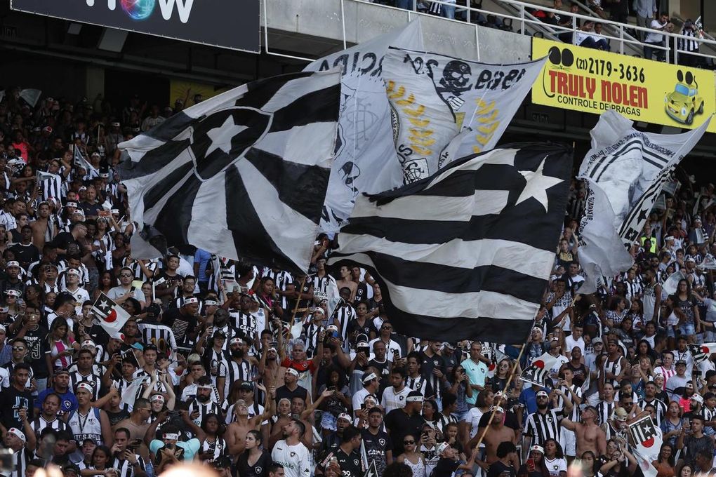 Reconstruir a Botafogo exige "grandes inversiones", dice el nuevo dueño