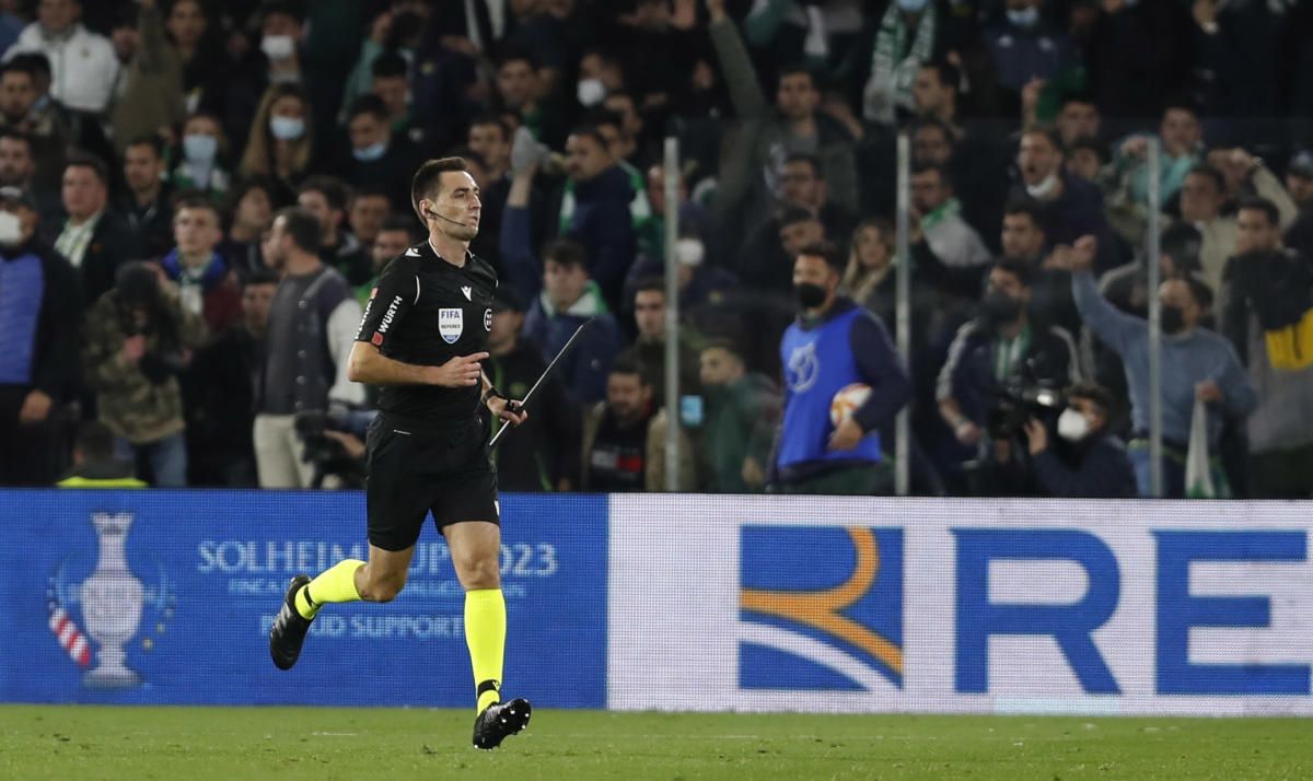 El fallo completo de Competición: cuándo querían jugar Betis y Sevilla, los onces posibles, quién lo pita, la TV...