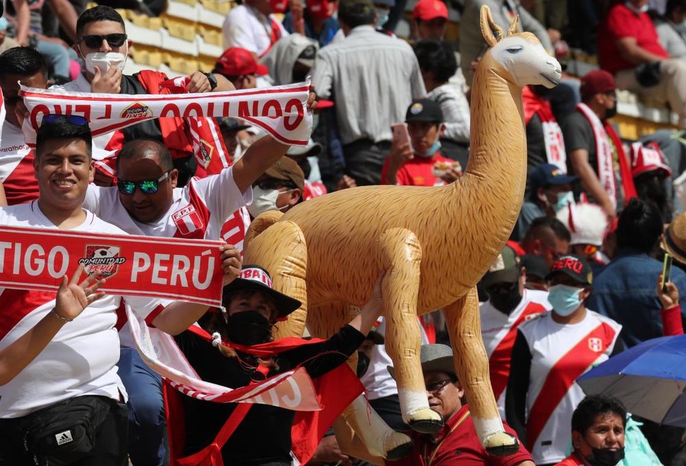 Perú podrá jugar ante Jamaica ante aficionados vacunados con tres dosis