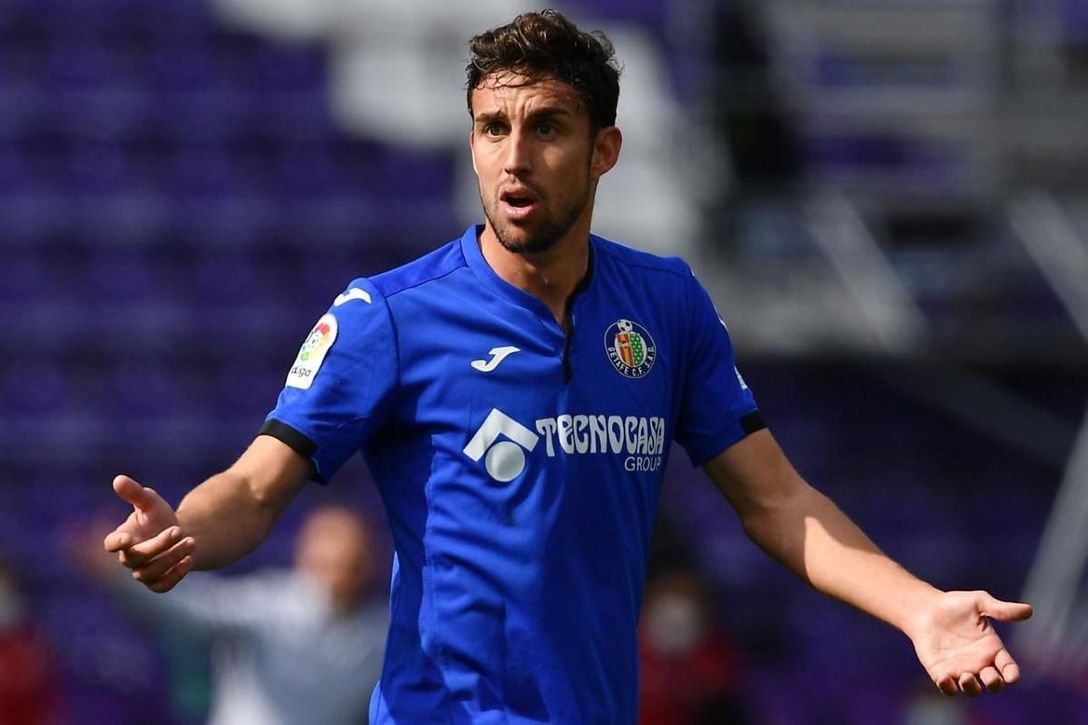 Las diferentes opciones del Cádiz para reforzar su delantera