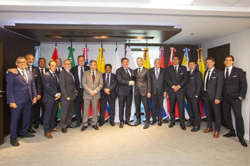 Ceferin visita a Domínguez para fortalecer "la alianza" entre UEFA y Conmebol