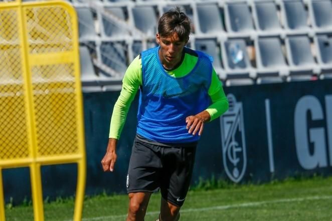 Hace historia con el Granada Juvenil y le llama la Selección Sub-18: los tres días fantásticos de Mario González