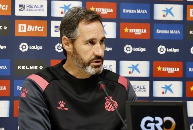 Vicente Moreno: "El Betis juega muy bien al fútbol; tiene físico y facilidad para hacerlo"