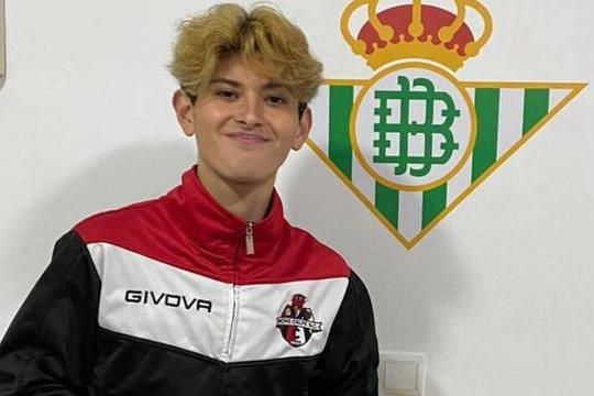 Reygadas, la perla mexicana de 16 años que está a prueba en el Betis y sueña con jugar con Guardado y Lainez