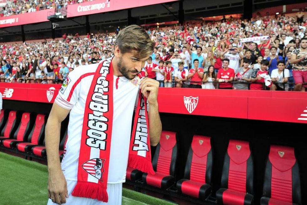 Siete años después de que Llorente cambiase Juventus por Sevilla, Evrà desvela que el motivo fue el 'mobbing' que sufría