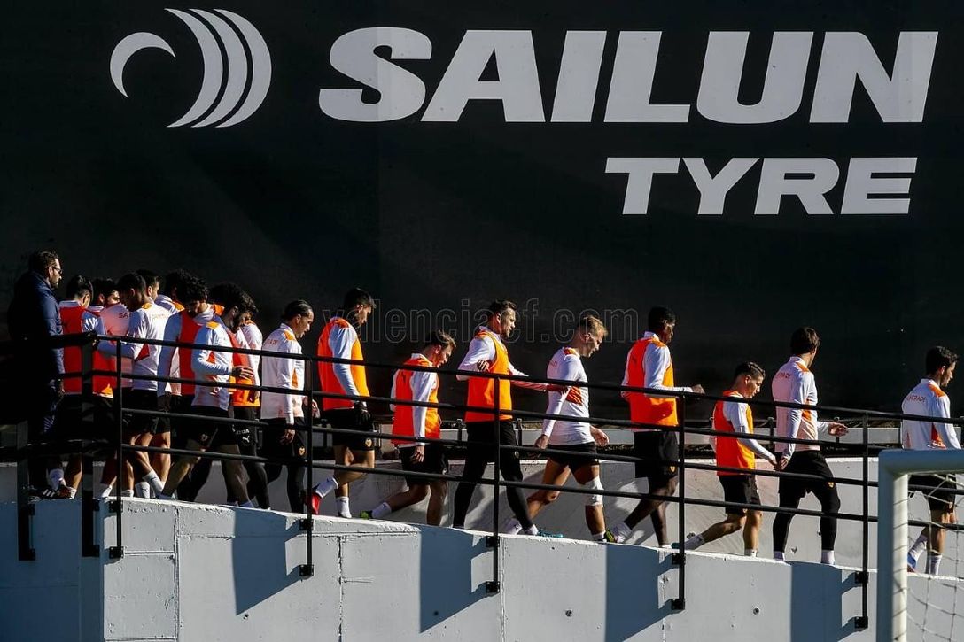 El Alavés puja por Vallejo, pero él prefiere al Cádiz