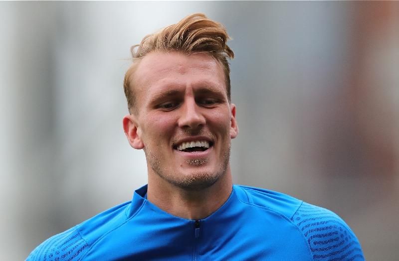 Diego Carlos, que sigue en el Sevilla FC, ya tiene sustituto