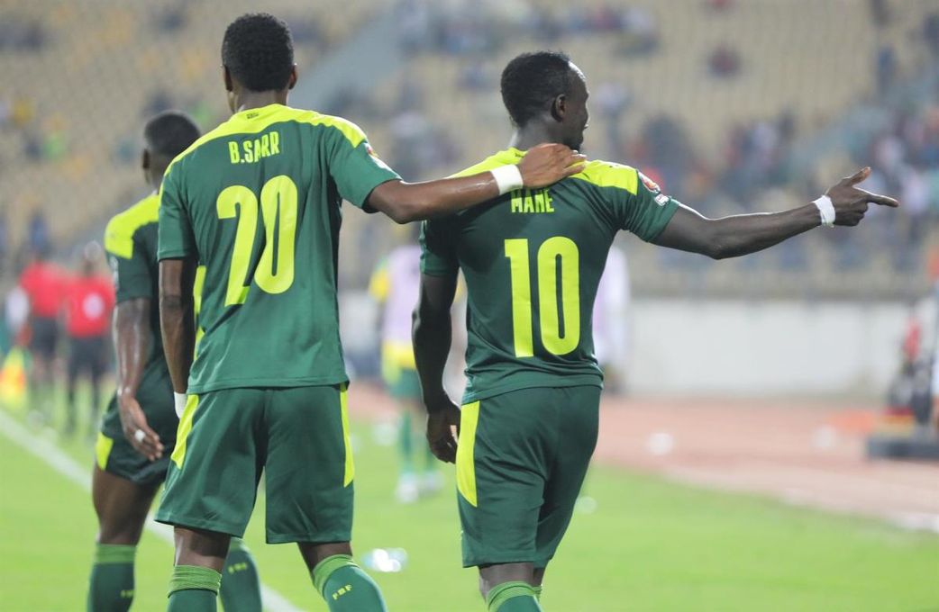 1-3. Senegal supera a Burkina Faso y se cita con la historia