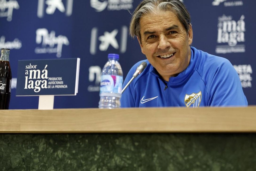 Natxo González: El Zaragoza, el debate en la portería, el 'fichaje' de Adrián López, la enfermeria del Málaga...