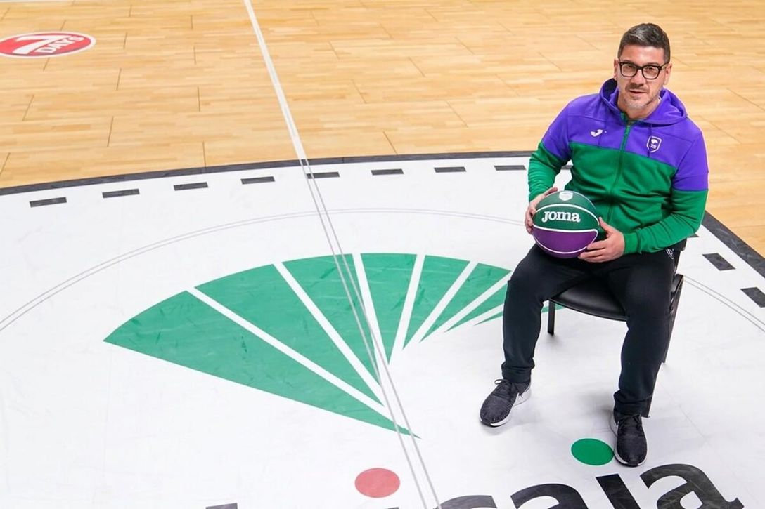 Katsikaris, cesado como entrenador del Unicaja