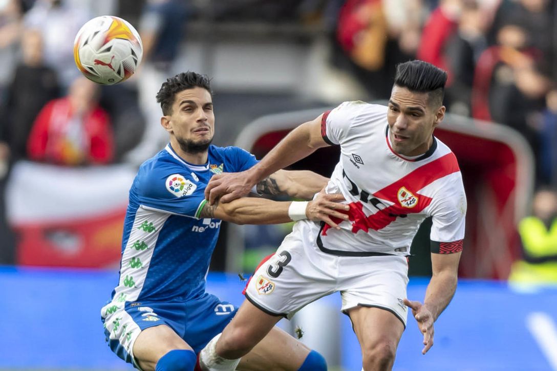 El Betis, a la espera de 300 entradas para su afición en Vallecas