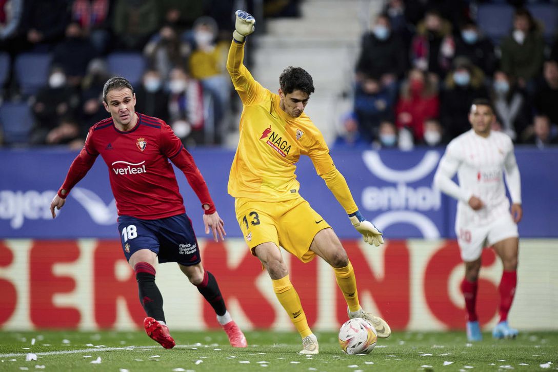 El Barça piensa en Bono para renovar su portería