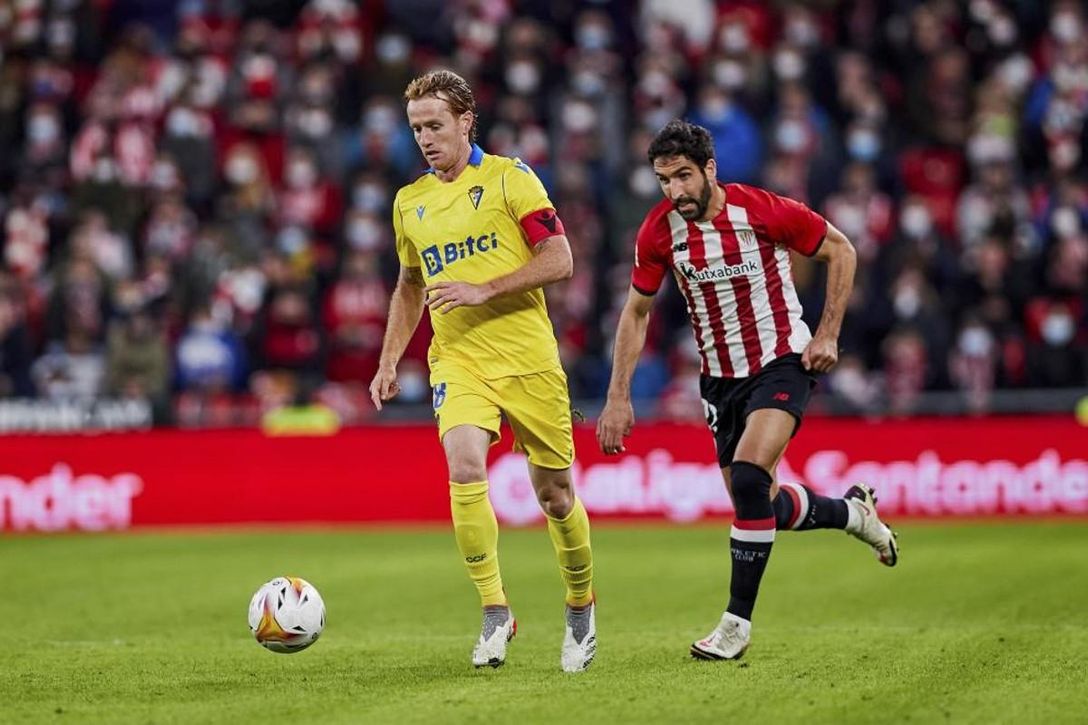 El momento más complicado para Álex Fernández... y el Betis sigue al acecho
