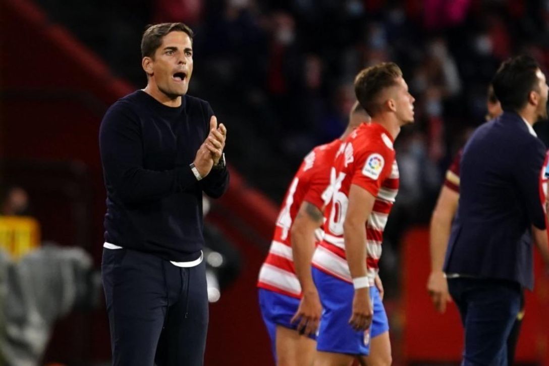 Robert Moreno: llamamiento a la afición y aviso a Machís antes de recibir al Villarreal