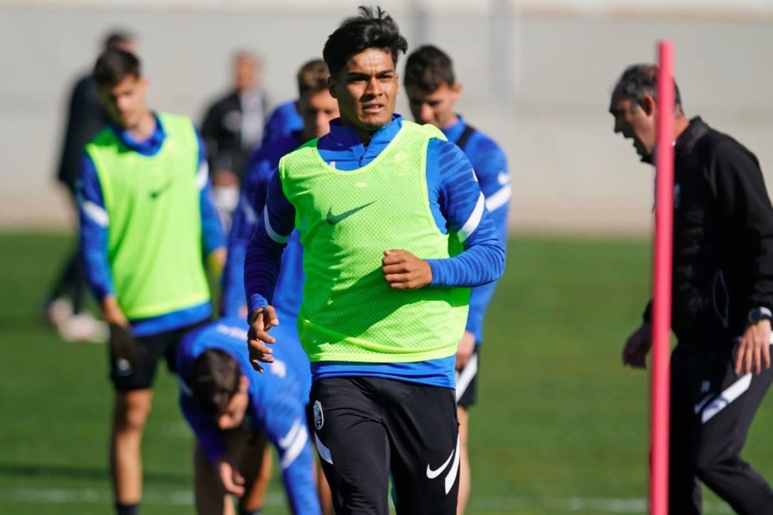 El plan semanal del Granada antes de la 'final' contra el Cádiz