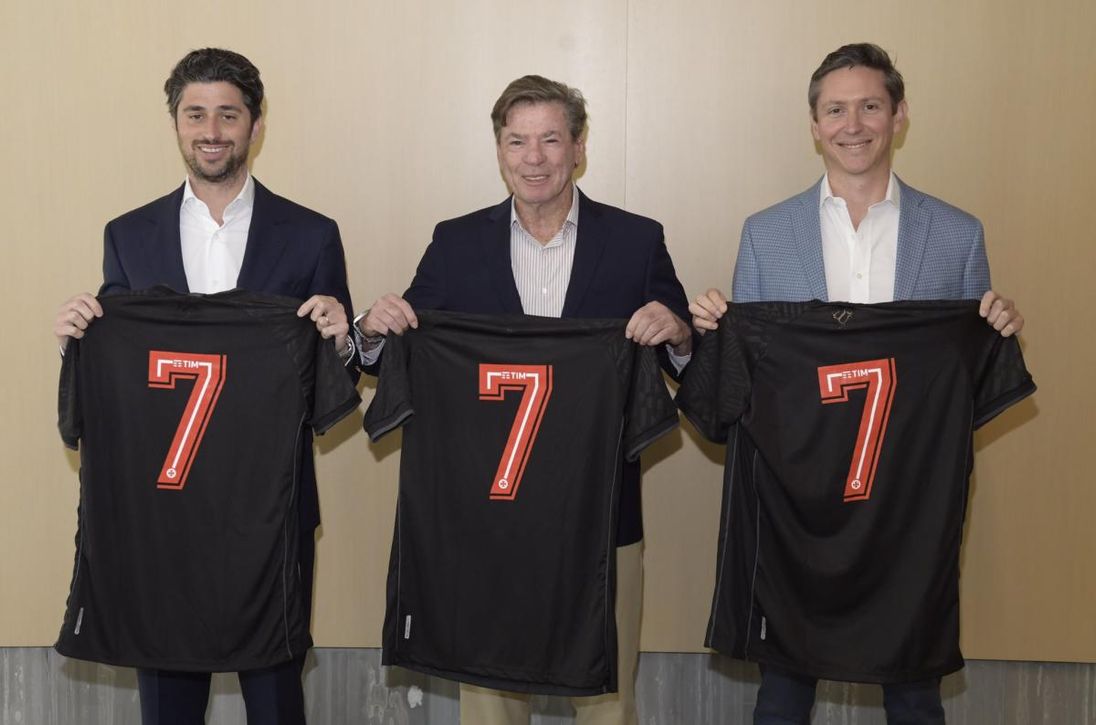 Los  'Americanos del Sevilla FC' dan otro pelotazo: "Queremos modernizar el club"