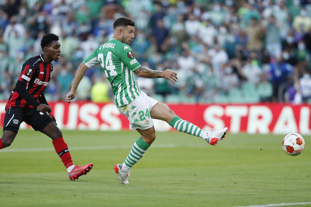 Aitor Ruibal: "¿Champions o un título? Mejor entrar en Champions ganando la Europa League"