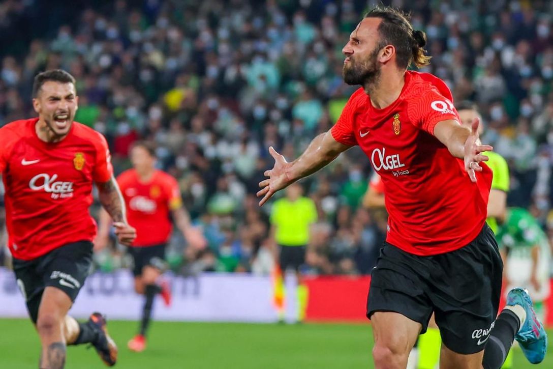 Ofrecido en enero, el Granada lo descartó por caro... Ahora se está saliendo en LaLiga