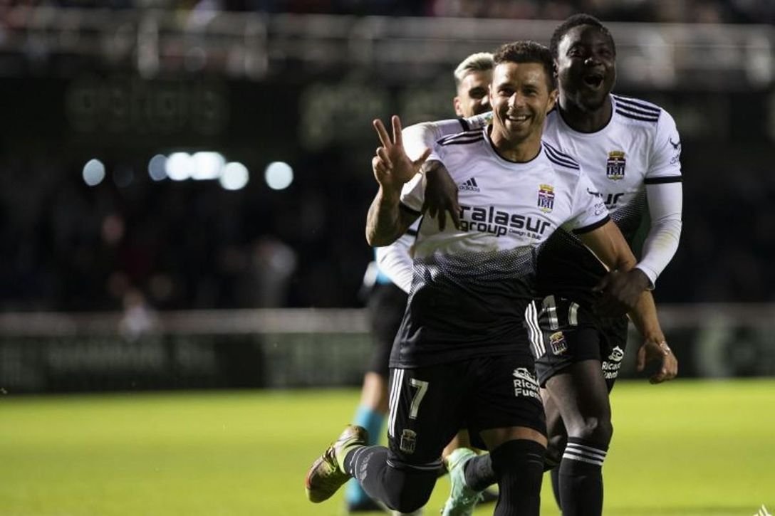 El "mejor delantero de la categoría" amenaza al Málaga