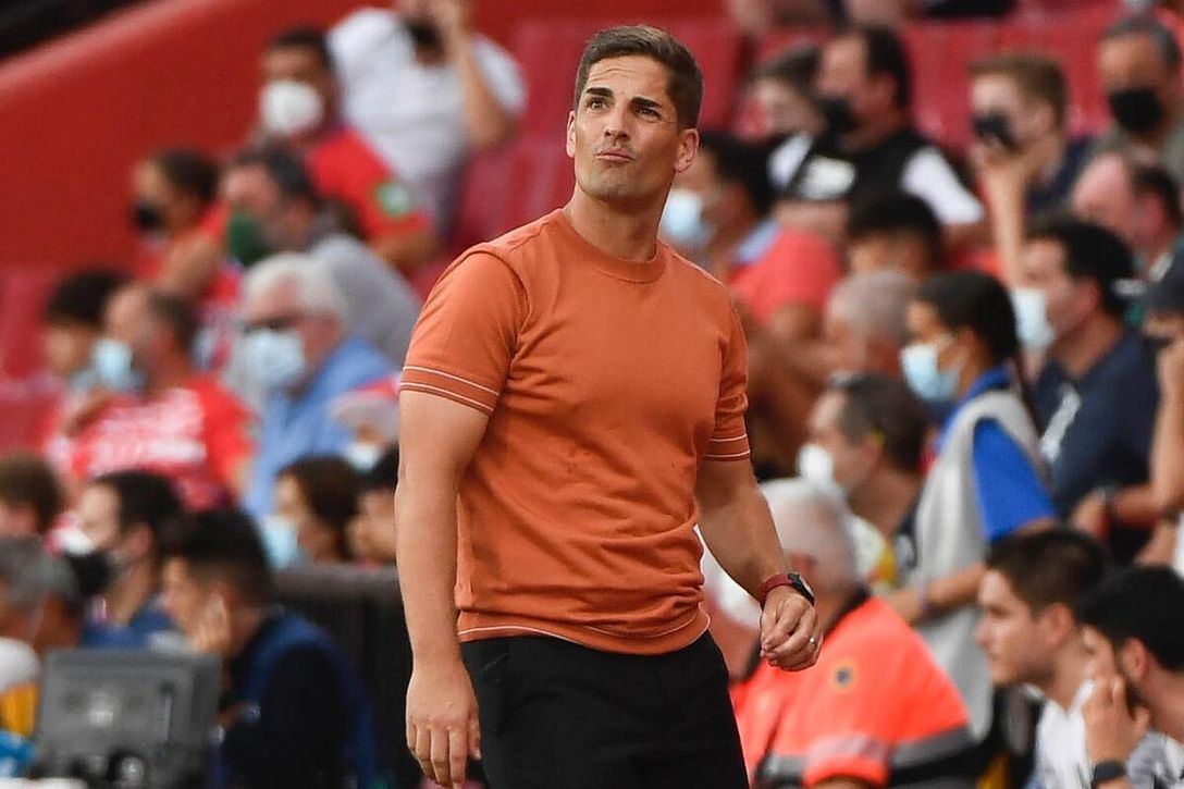 Las dudas de Robert Moreno en la medular