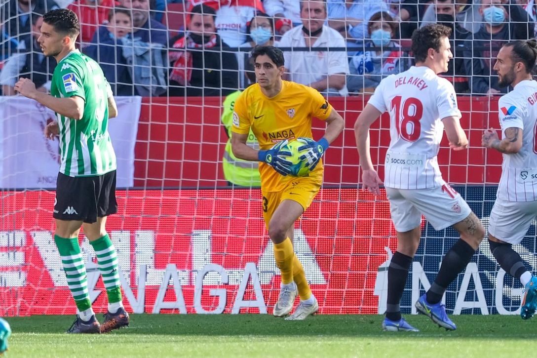 Bono, un portero para todo