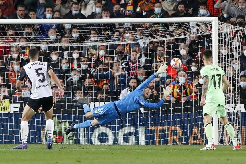 Valencia CF 1-0 Athletic Club: Un zapatazo de Guedes saca el billete para la final de La Cartuja