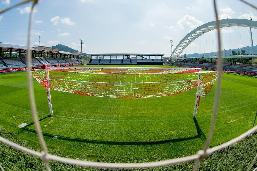 Cómo y dónde ver por TV y online el Amorebieta-Málaga: fecha y horario