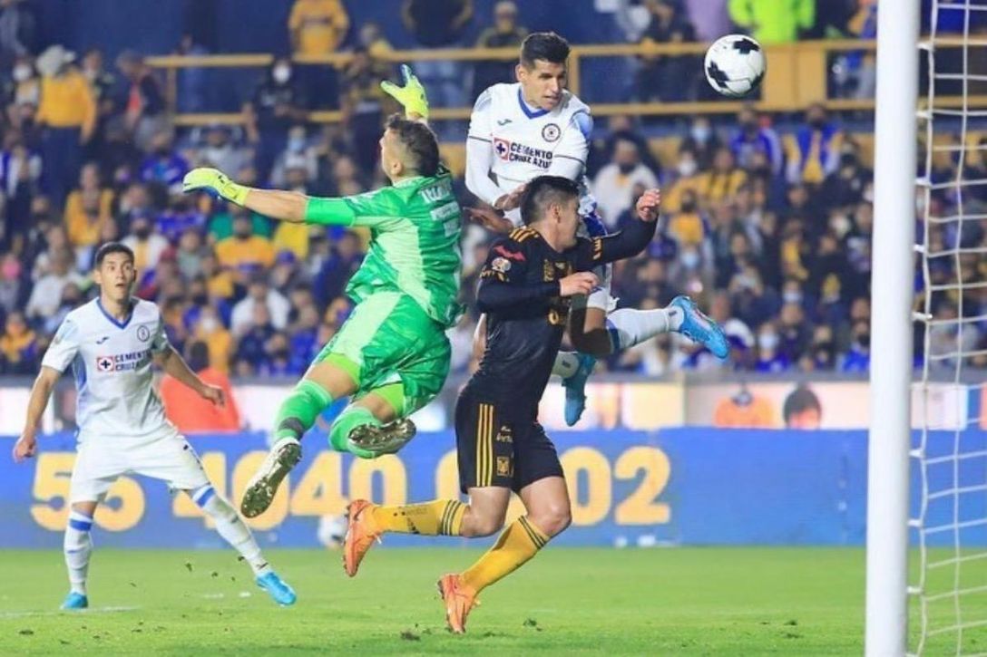 El dardo de la mujer de Abram a Robert Moreno tras su destitución